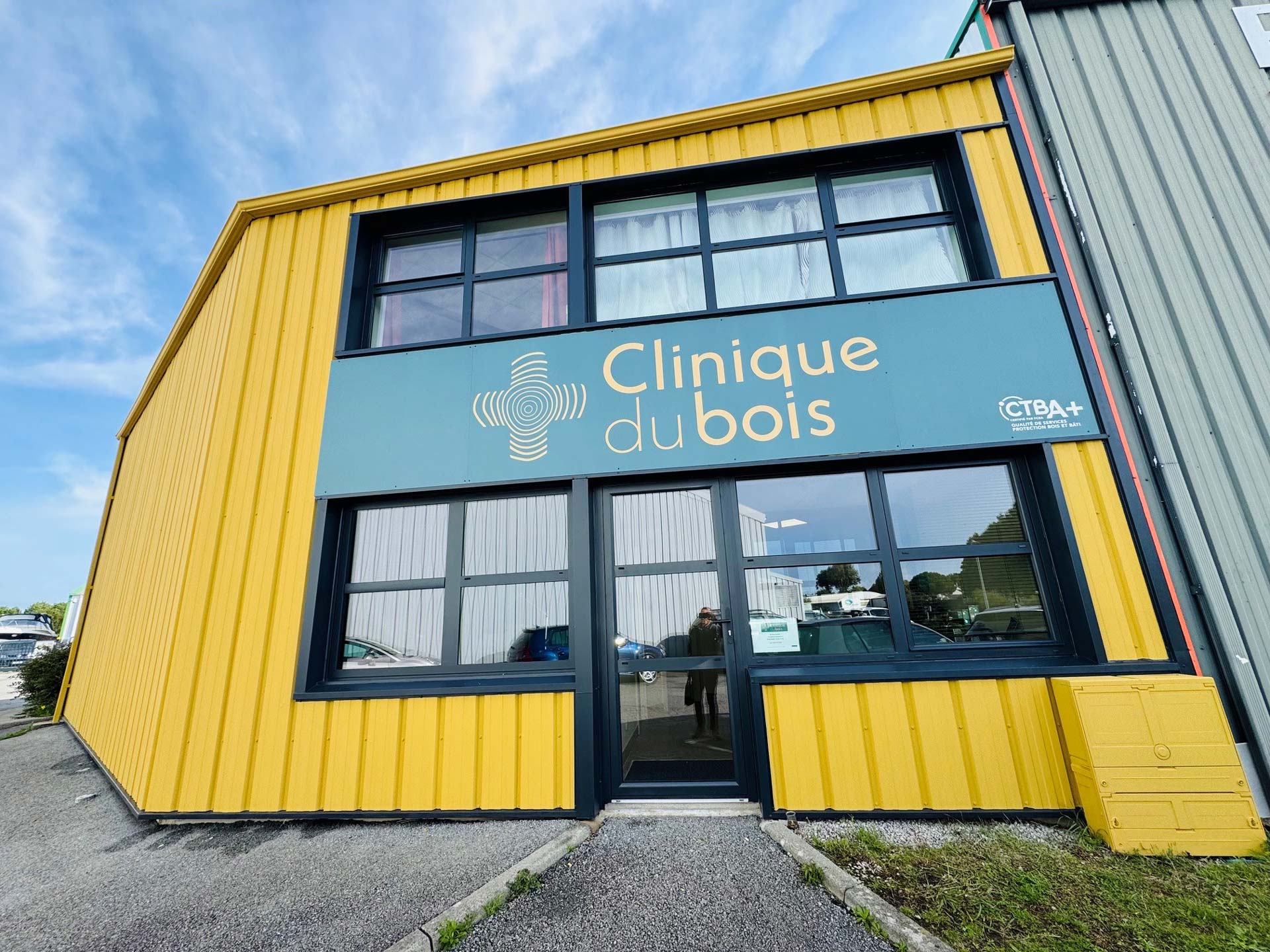 Façade de l'entreprise Clinique du bois
